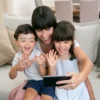5 Pentingnya Literasi Digital Bagi Anak Harus Diajarkan Orang Tua!