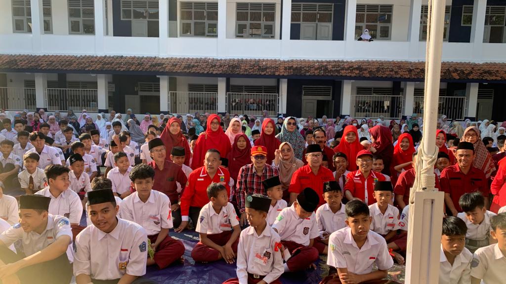 Bupati Cianjur Memberikan Pembinaan Terhadap Siswa Siwi Cianjur