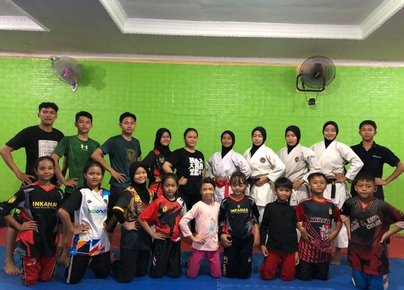 20 Atlit Karate Inkanas Cianjur Mewakili Jawa Barat dalam Kejuaraan STKIP 2023