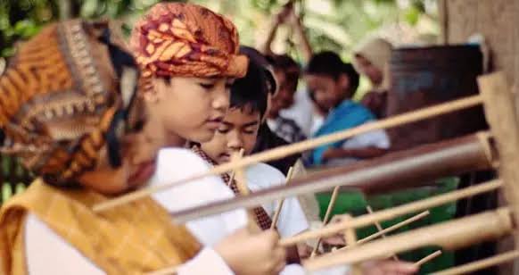 Keunikan Orang Sunda: Budaya, Bahasa, Kesenian yang Membuat Mereka Berbeda