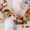 Berkembang Dengan Cara Sederhana! 5 Mainan Edukasi Anak Harus Punya Nih