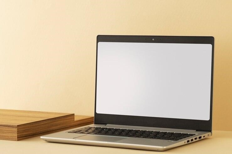 https://www.freepik.com/free-photo/laptop-minimal-display-wooden-board_29802646.htm#query=macbook%20air%20m1&position=26&from_view=search&track=ais