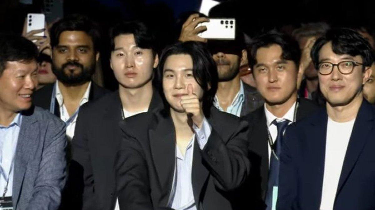 Begini Reaksi Suga BTS saat Samsung Luncurkan Produk Terbarunya