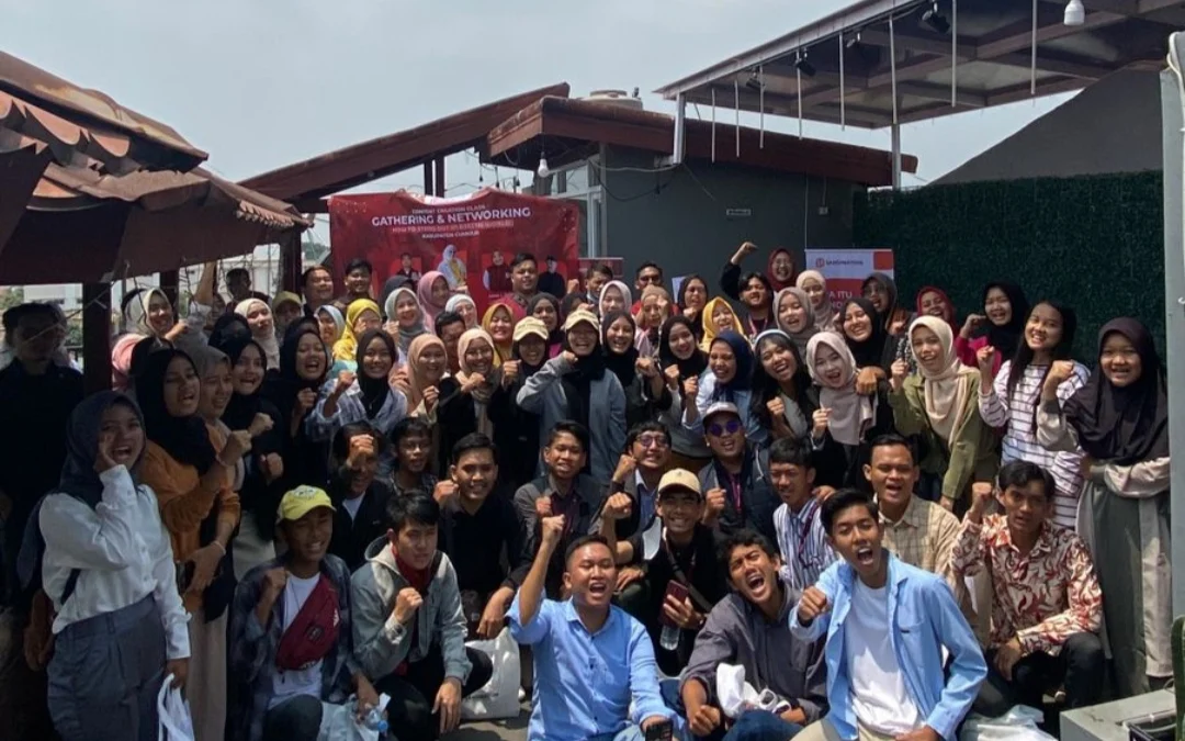 Ramadhan CEO Creative Zillenial Berdayakan Anak Muda Cianjur dengan pelatihan Conten Creator