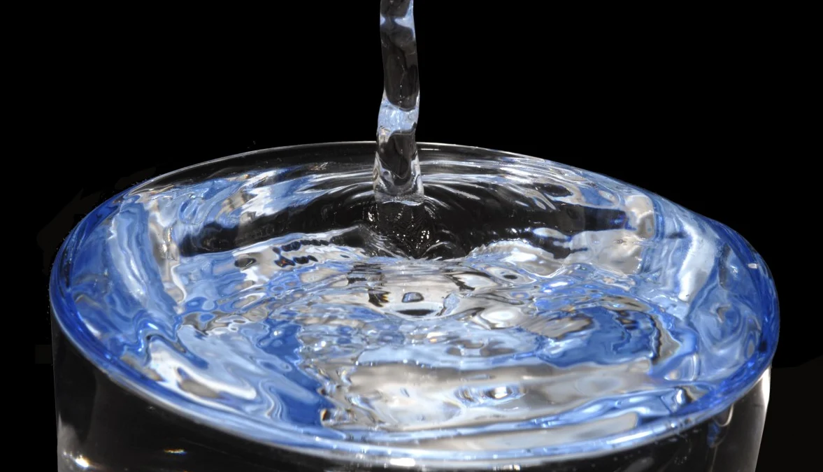 Manfaat Minum Air Hangat ketika Bangun di Pagi Hari, Wajib Kamu Ketahui