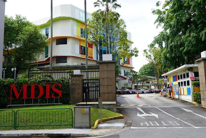 MDIS Kampus Gibran di Singapura