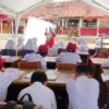 Setahun Gempa Cianjur, Siswa SD Negeri Citamiang Pacet Masih Belajar di Tenda