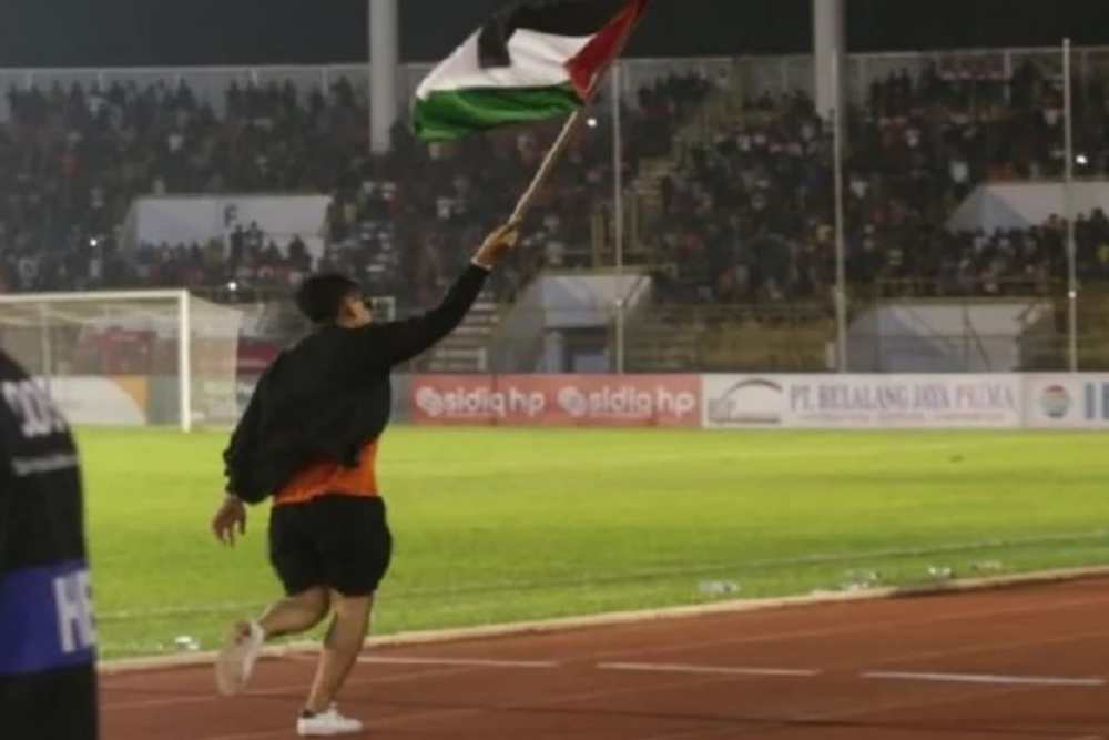 Persiraja Didenda Setelah Kibarkan Bendera Palestina di Lapangan