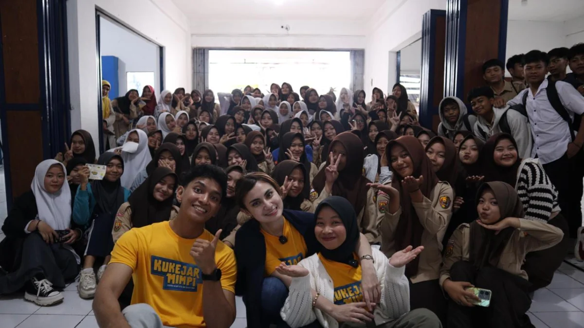 Sambangi SMK AKP Cianjur, Pemeran Film "Kukejar Mimpi" Berbagi Pengalaman dan Motivasi