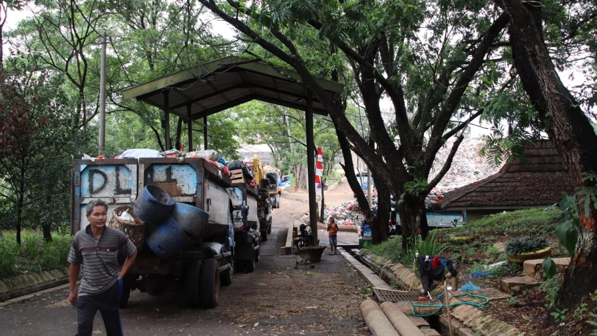 Puluhan Truk Sampah Antre di TPAS Pasir Sembung Cianjur, Ini Penjelasan DLH