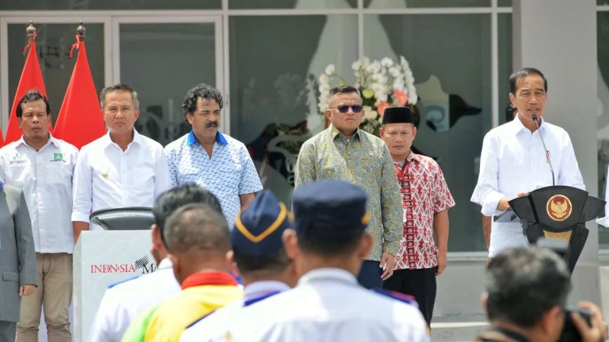 Jokowi Resmikan Dua Terminal Tipe A di Jabar