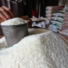 Satgas Pangan ungkap kelangkaan beras di ritel modern.