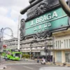 Pemkot Bandung mulai menerapkan Braga Bebas Kendaraan setiap akhir pekan. Cek Lokasi parkirnya.